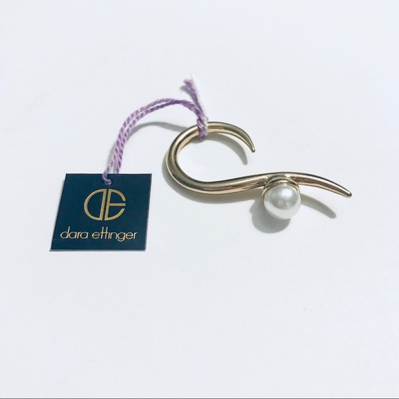 Dara Ettinger Jewelry - Dara Ettinger Pearl and Gold Ring Dara Ettinger Jewelry - Dara Ettinger Pearl and Gold Ring